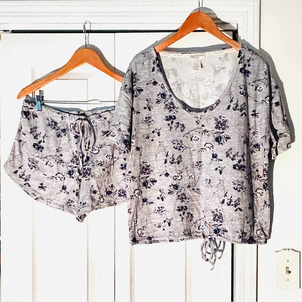 Lucky Brand Women's Floral Pajama Set - Gray, Blue, Pink